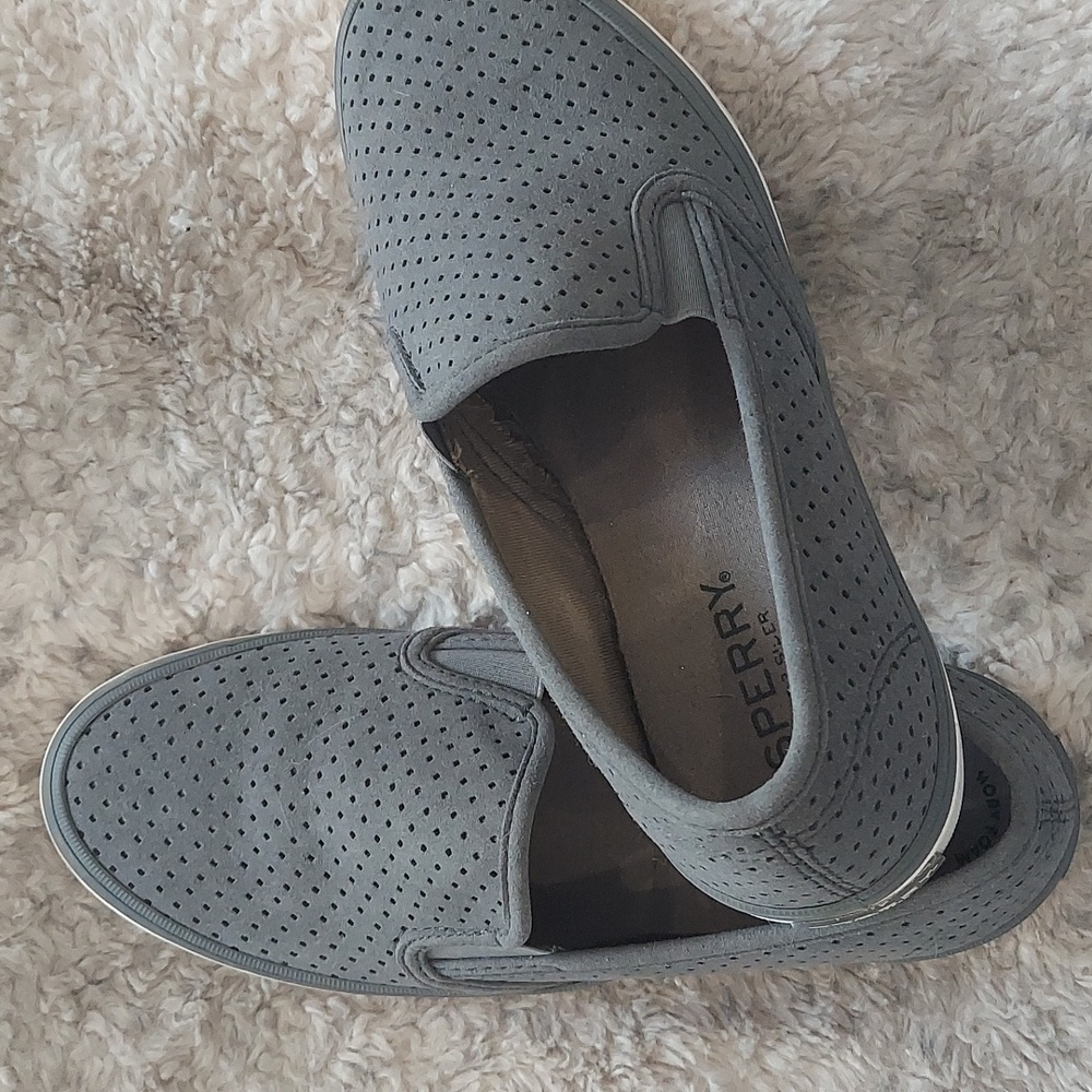 Size 7 Serry slip ons